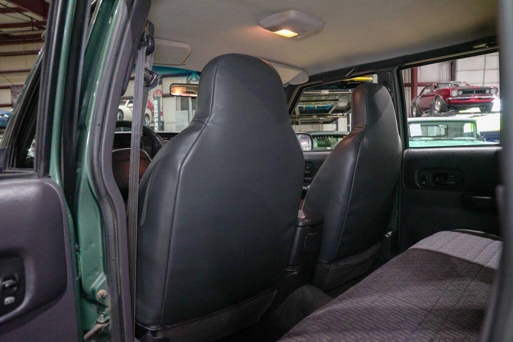 2000 Jeep Cherokee Sport