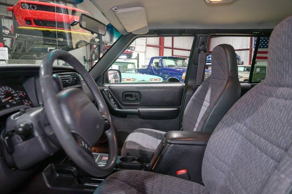 2000 Jeep Cherokee Sport