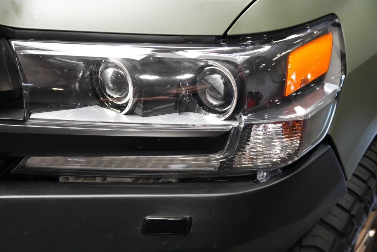 2020 Toyota Land Cruiser Heritage Edition