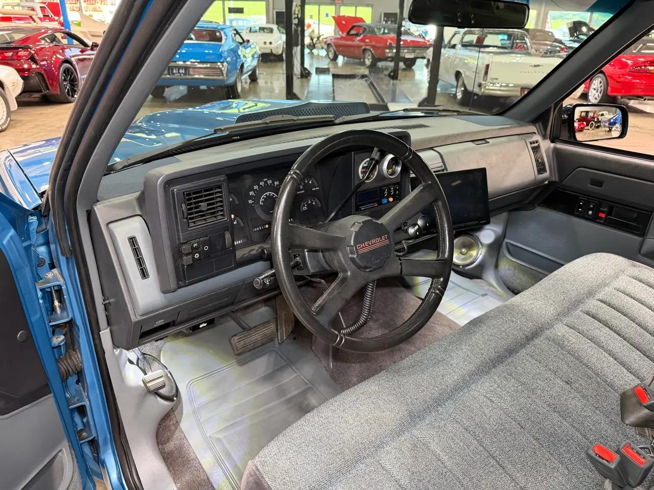 Frame-Off Restomod 1988 Chevrolet C1500