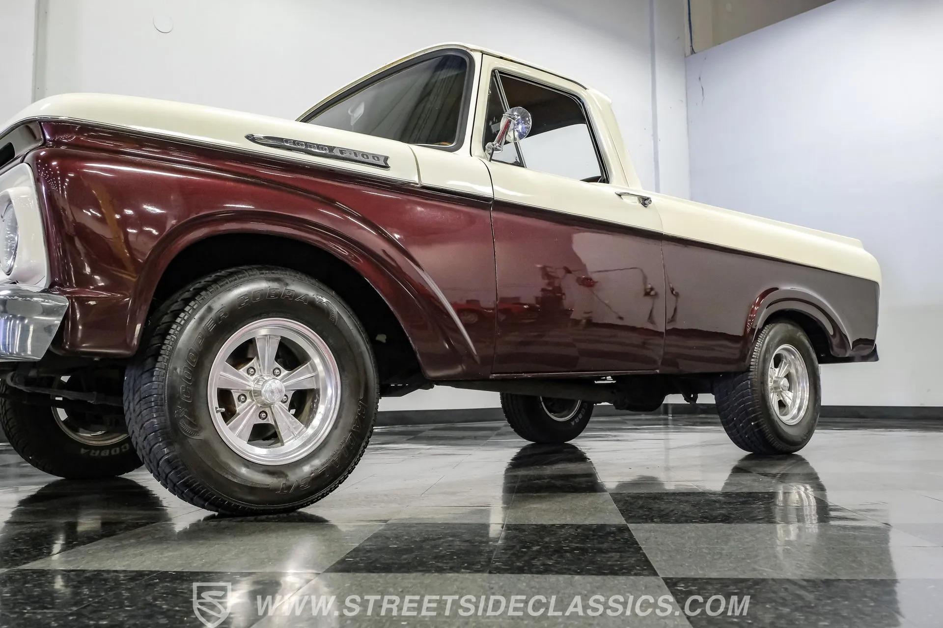 1961 Ford F-100