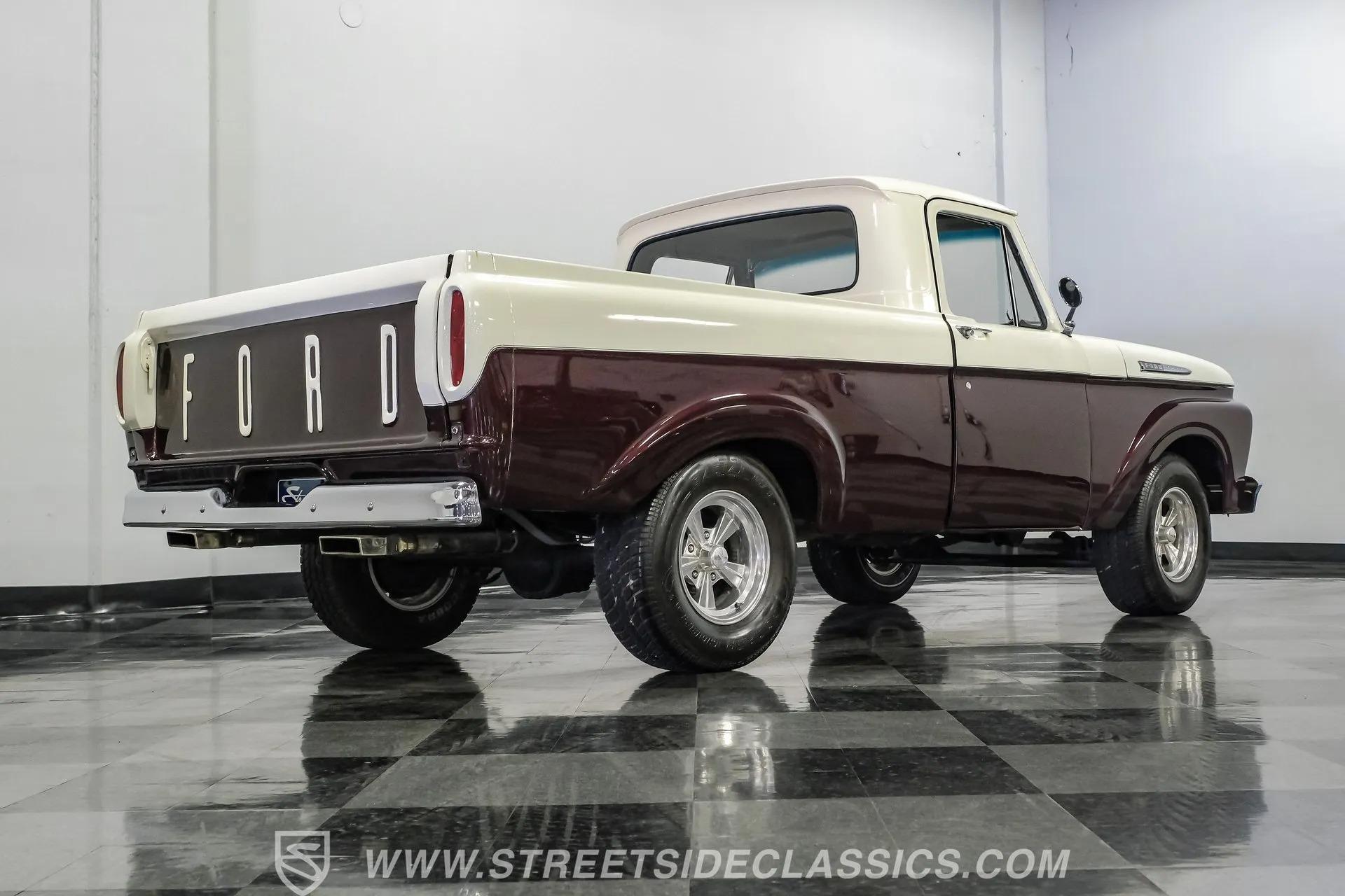 1961 Ford F-100
