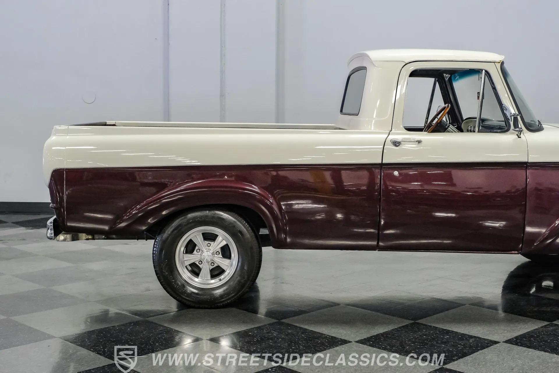 1961 Ford F-100