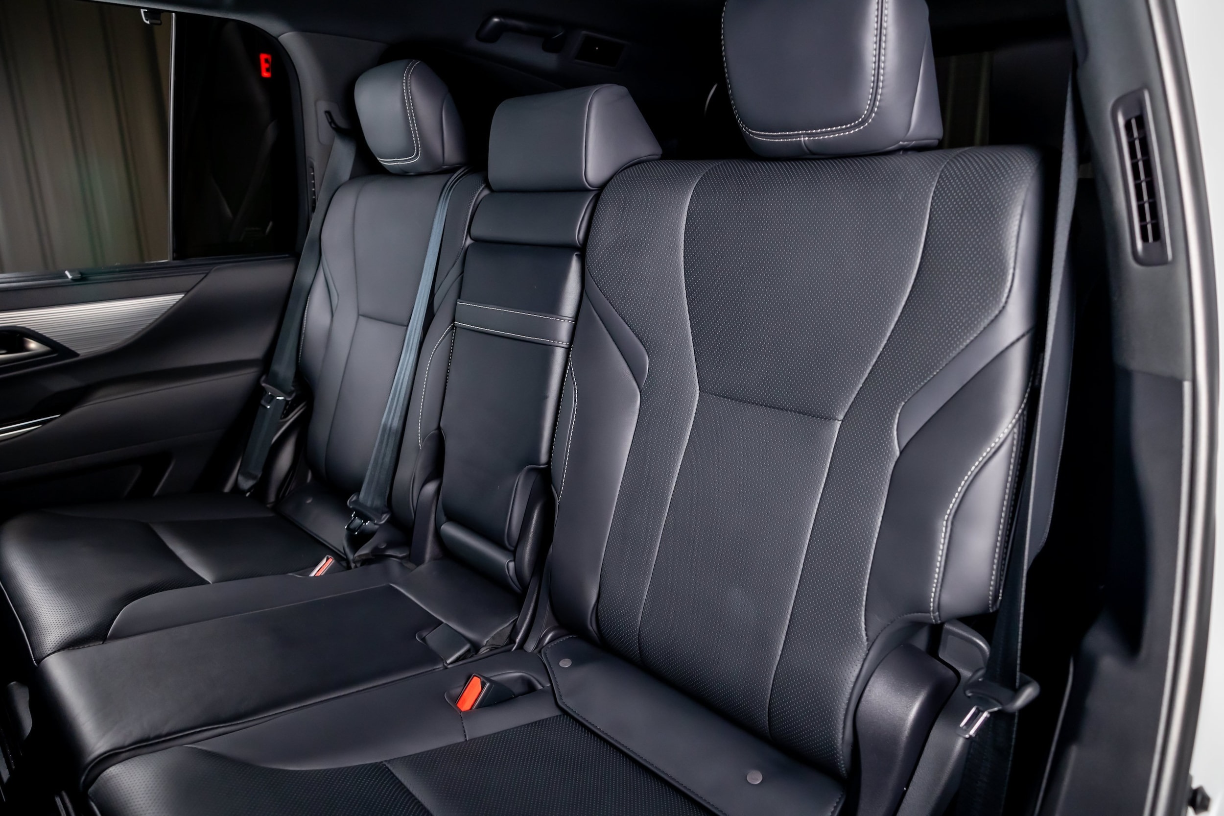 2024 Lexus LX600 F Sport