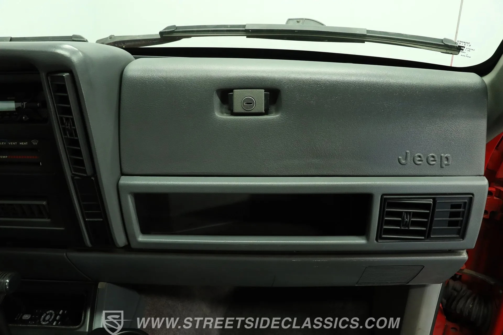 1995 Jeep Cherokee Sport