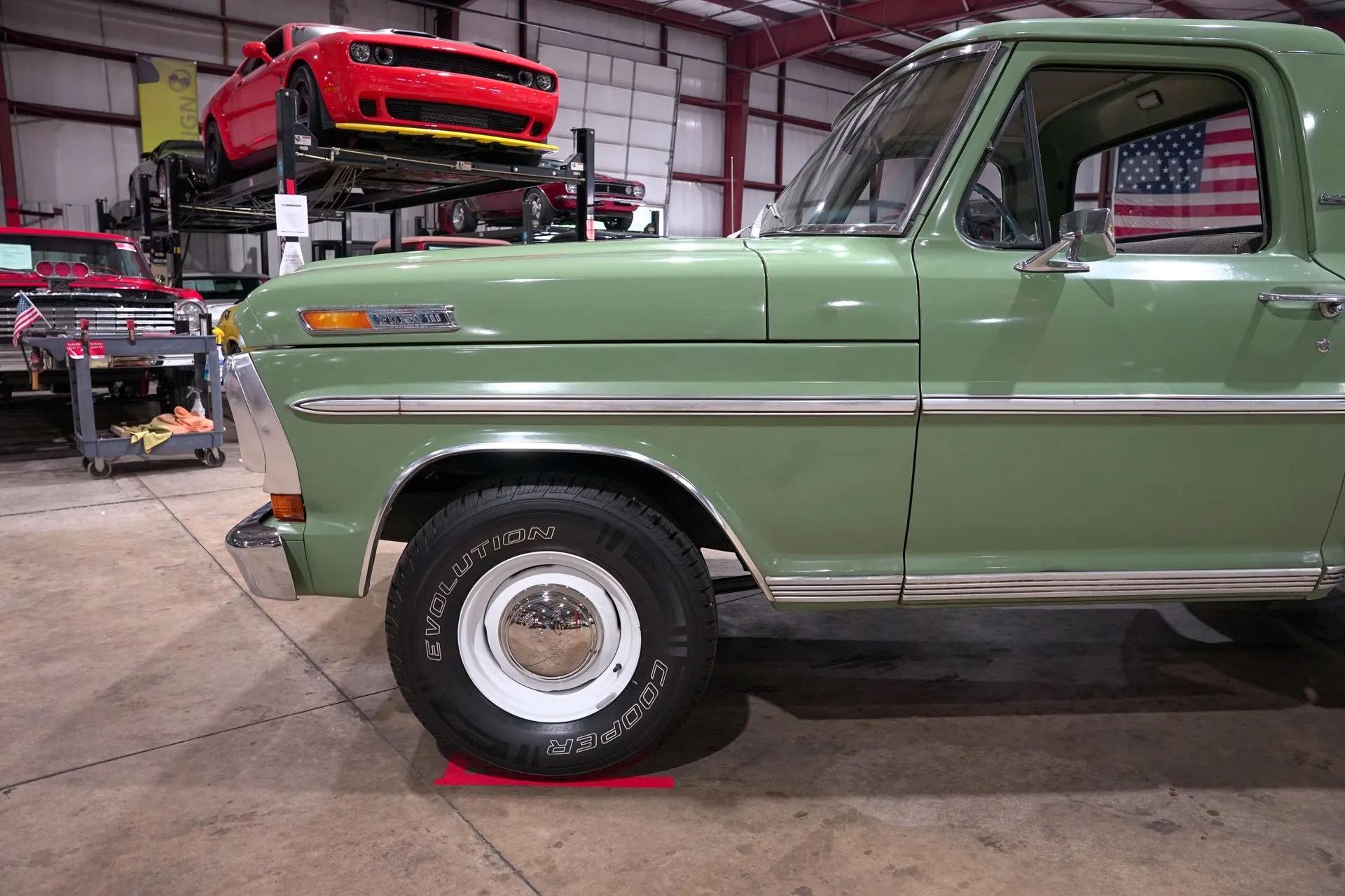 1970 Ford F100 - 2