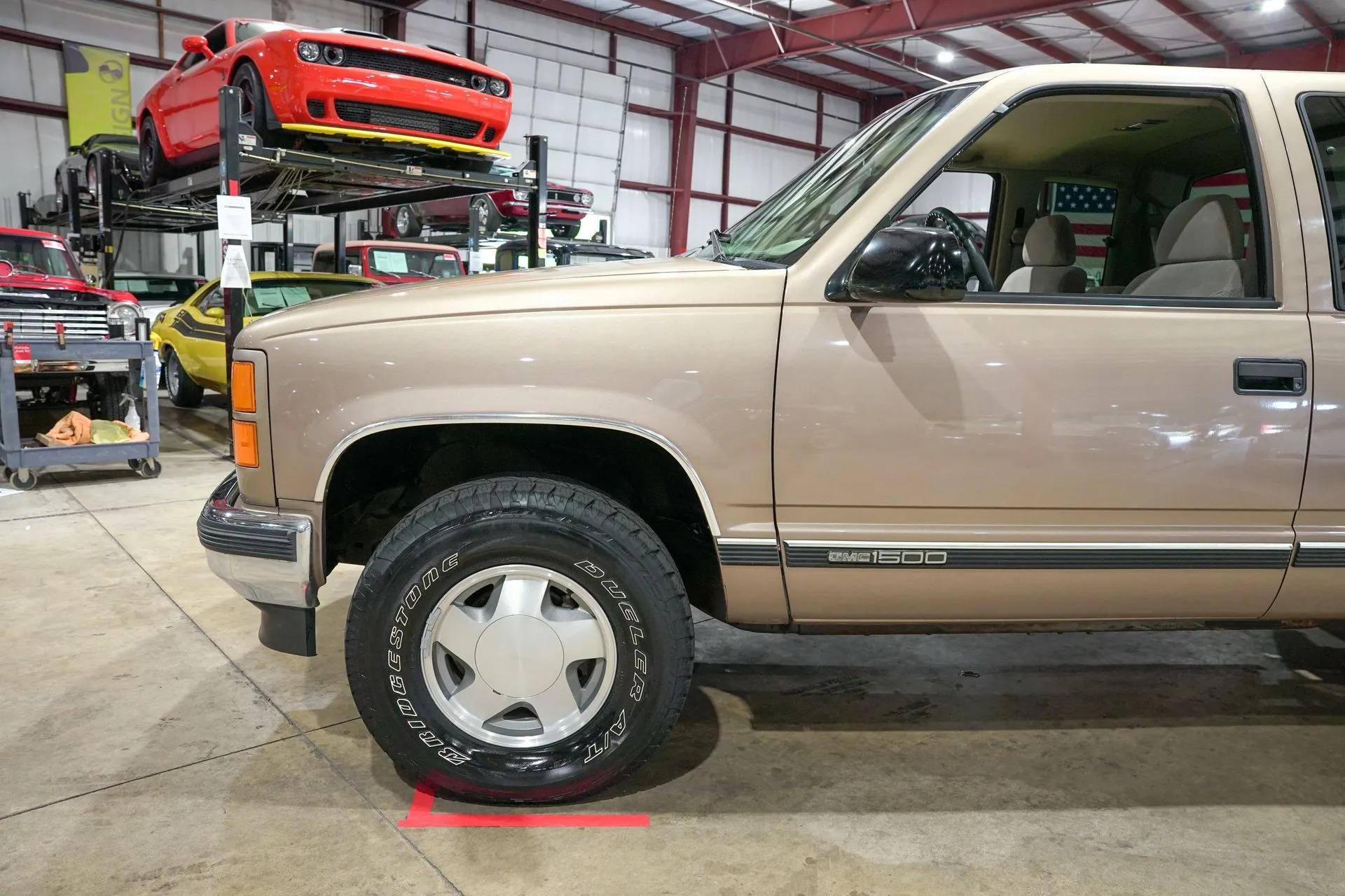 1997 GMC Sierra 1500 SLE - 3