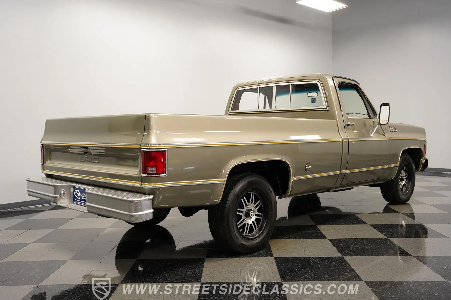 1977 GMC C1500 Royal Sierra