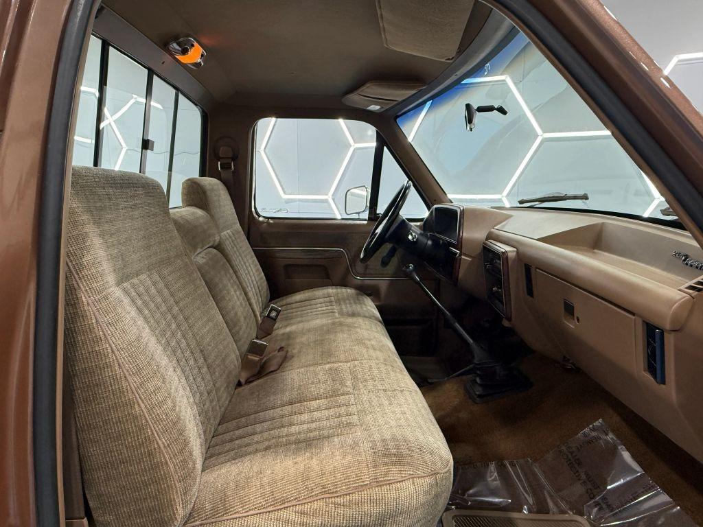 1989 Ford F-250 XLT Lariat
