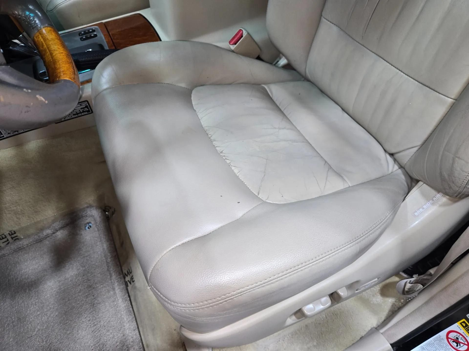 2004 Lexus LX 470