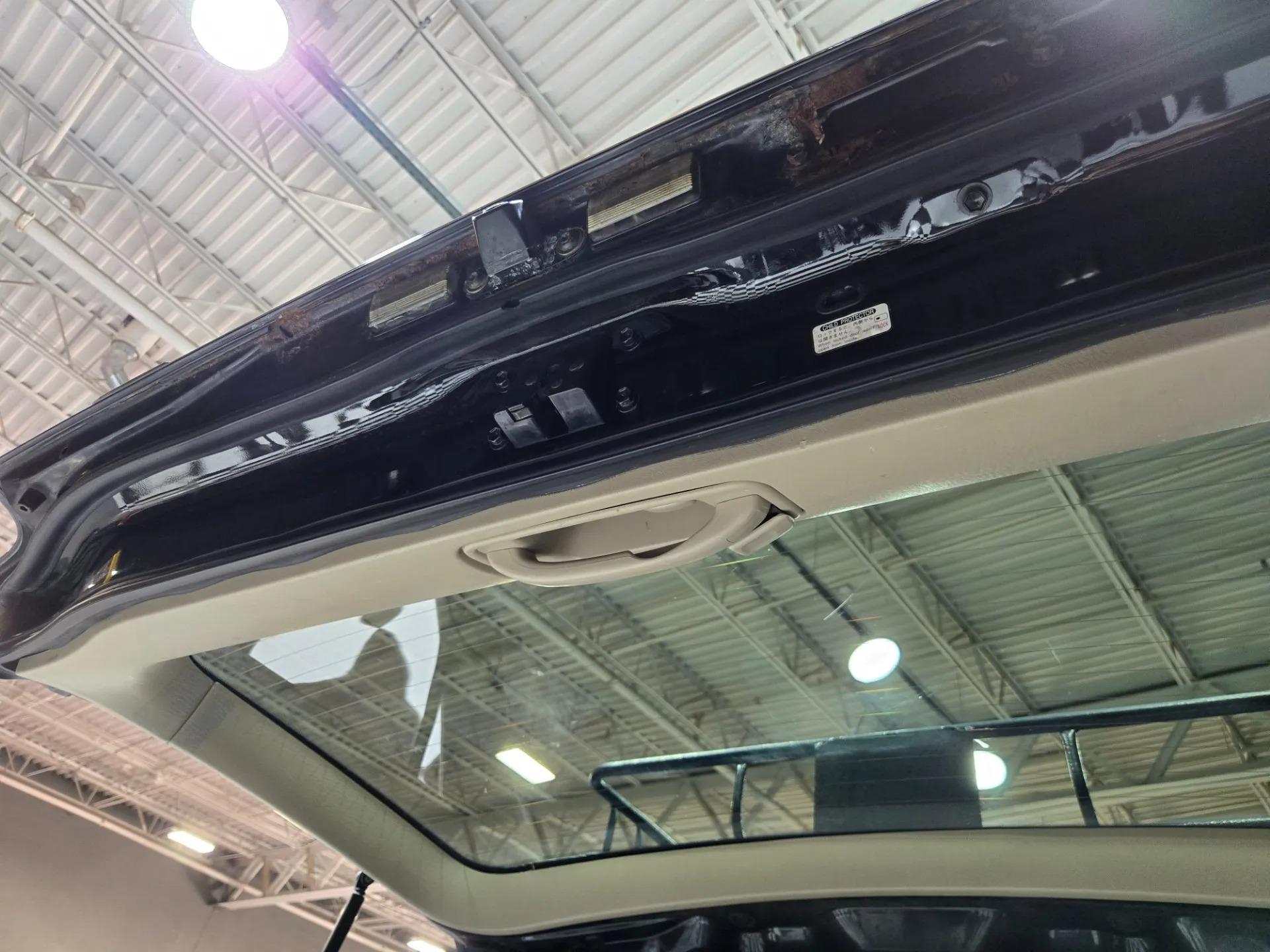 2004 Lexus LX 470