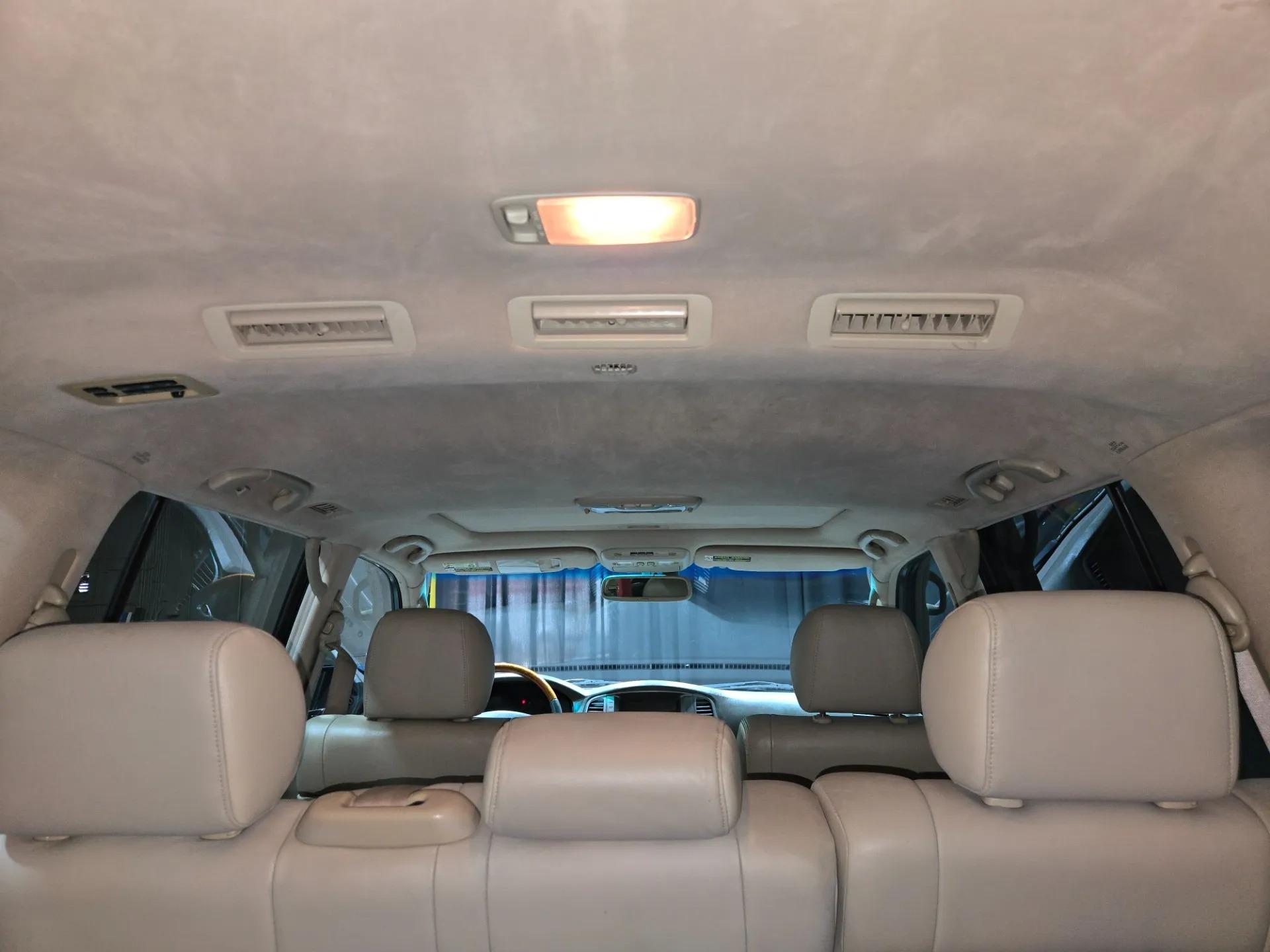 2004 Lexus LX 470
