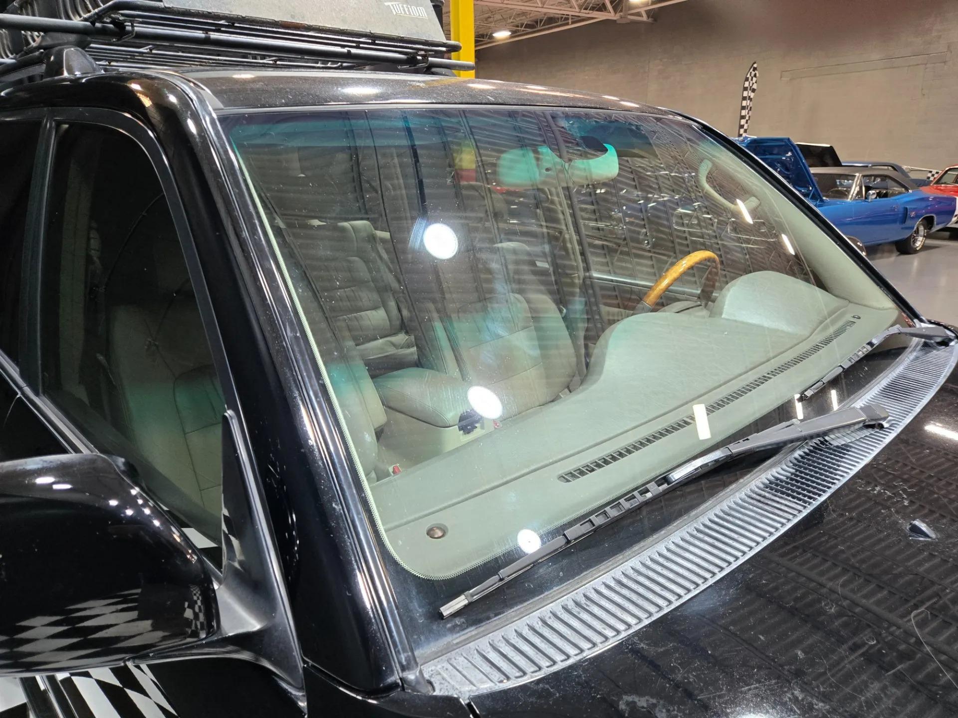 2004 Lexus LX 470