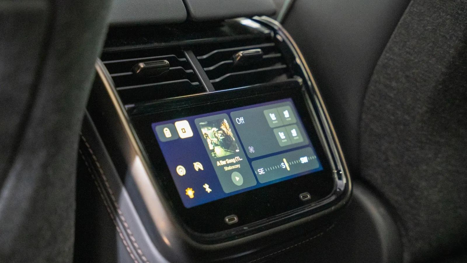 2025 Rivian R1S Premium