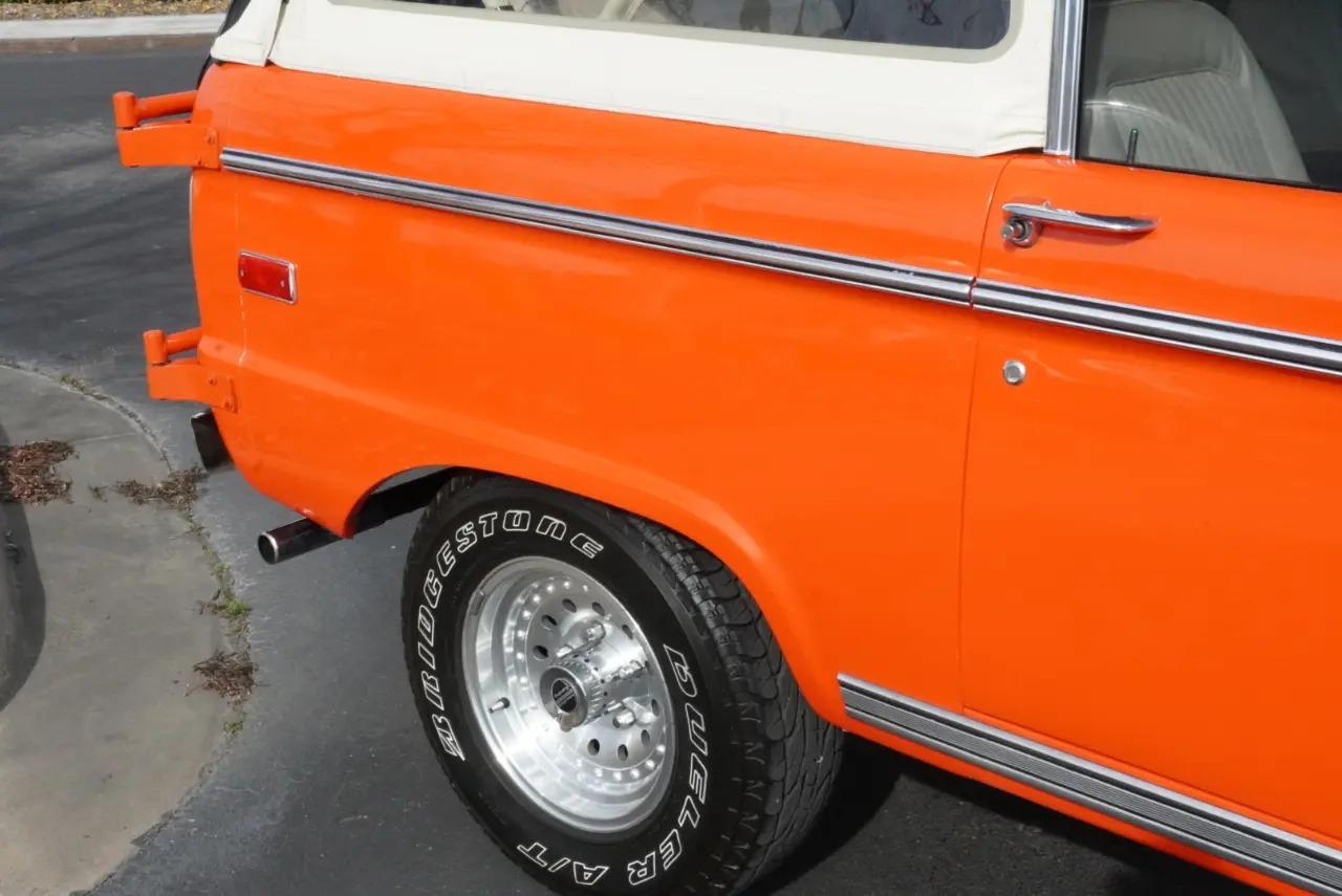 Restored 1971 Ford Bronco