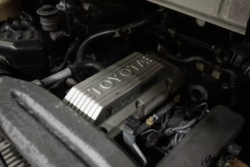 1992 Land Cruiser J77