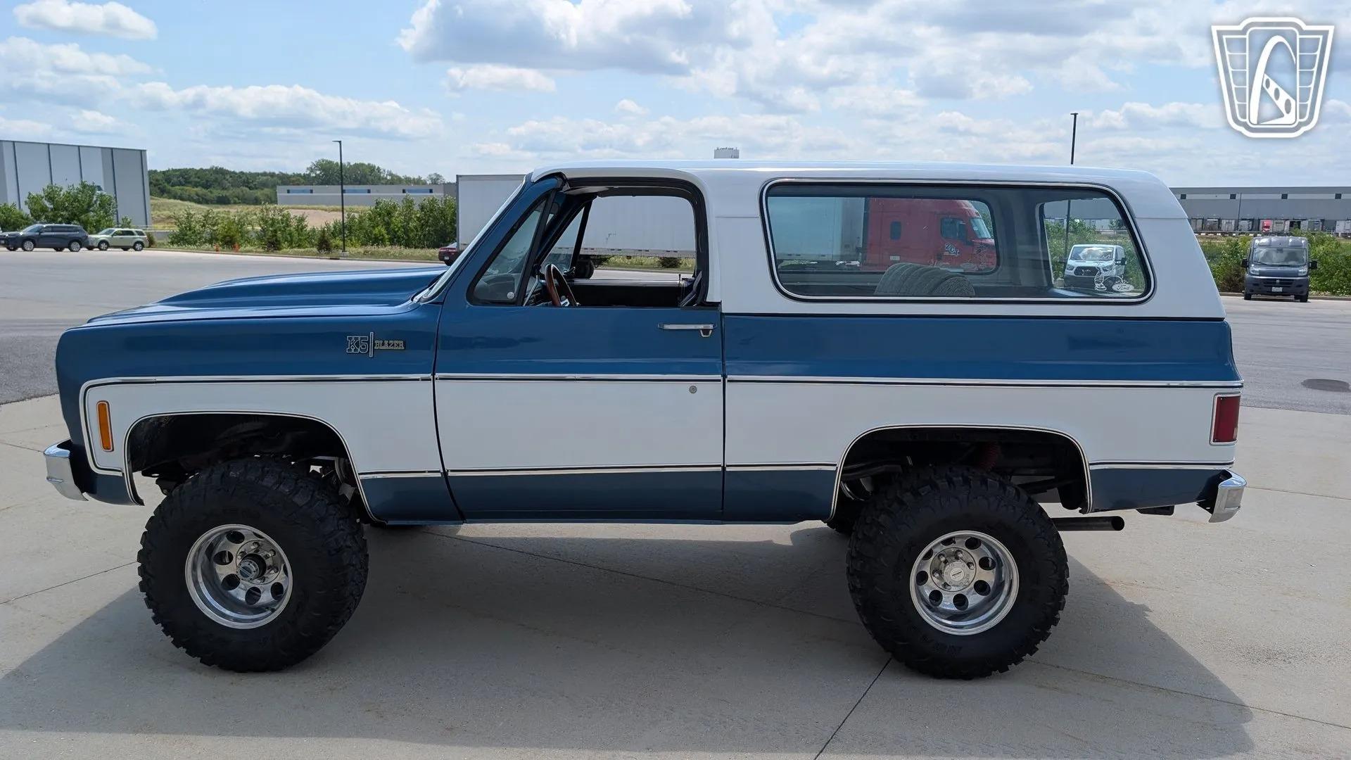 1973 Chevrolet K5 Blazer - 4