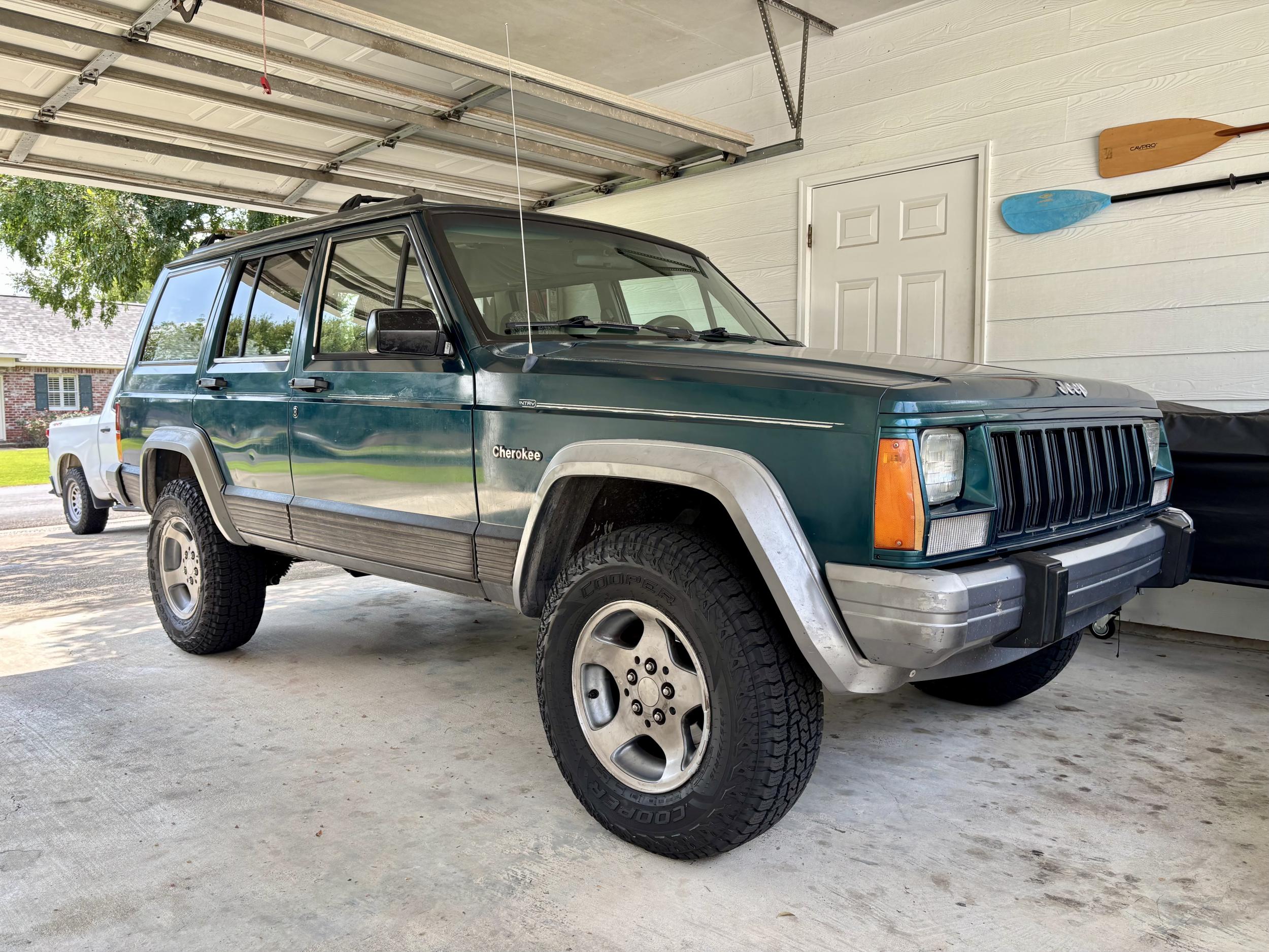  Jeep Cherokee
