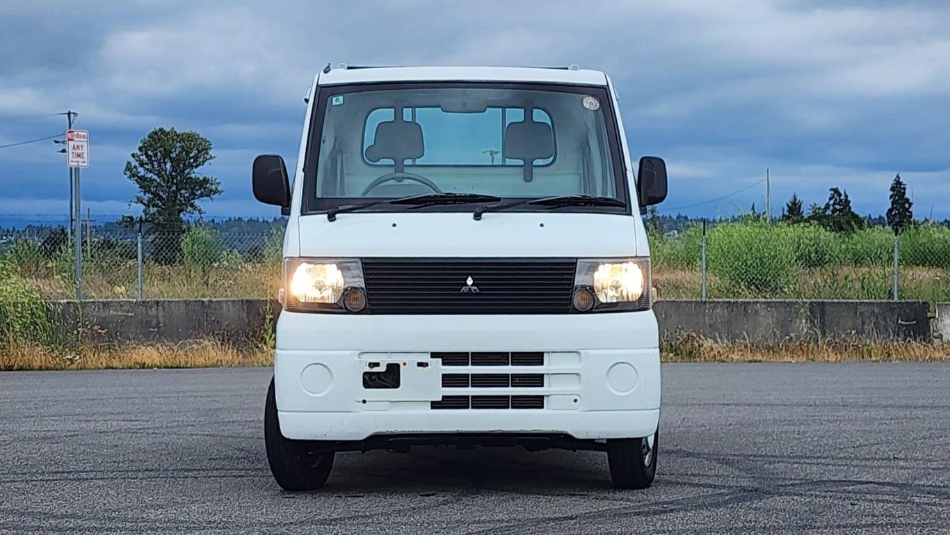 2001 Mitsubishi Minicab - 4