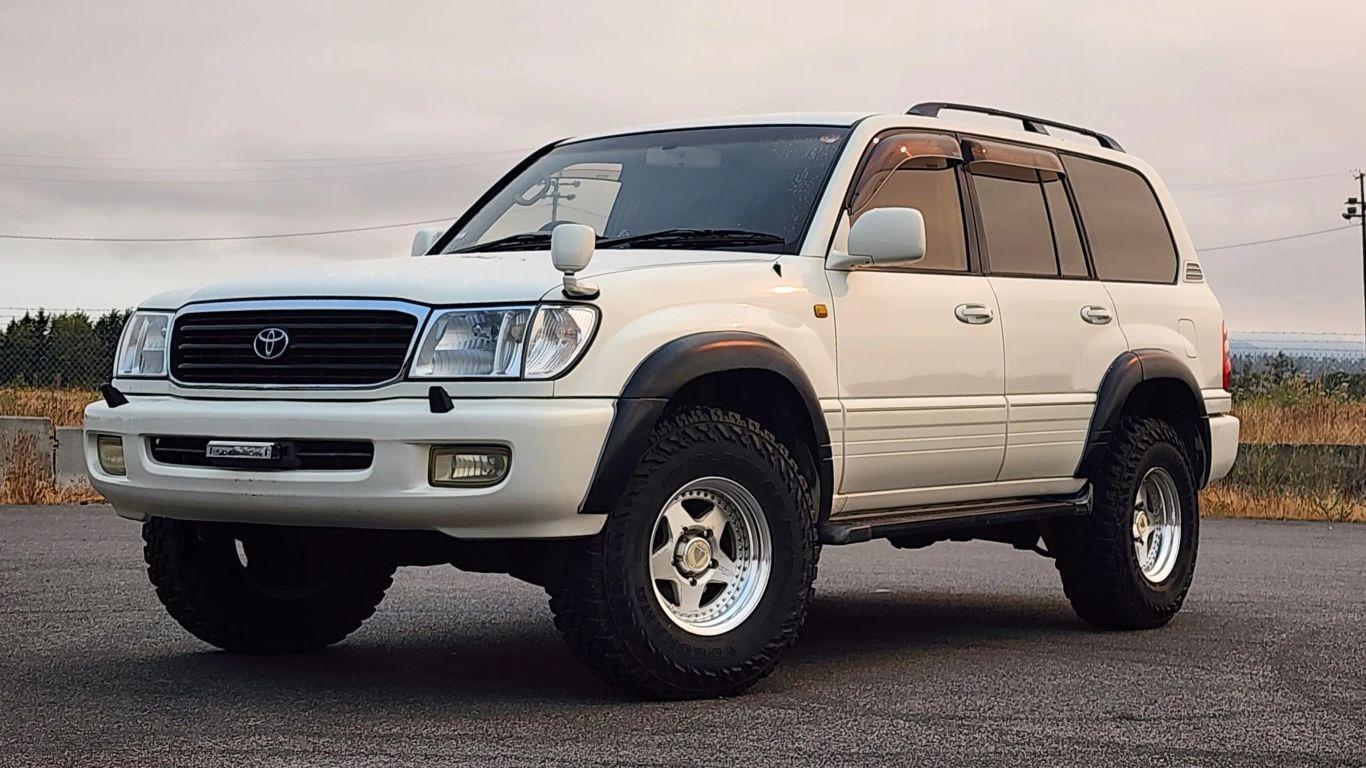  Toyota Land Cruiser