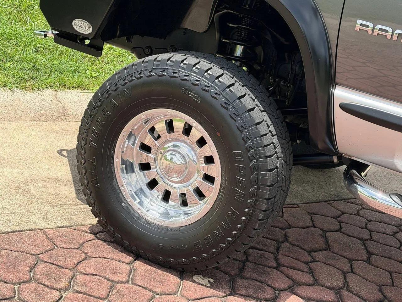 2004 Dodge Ram 2500 SLT