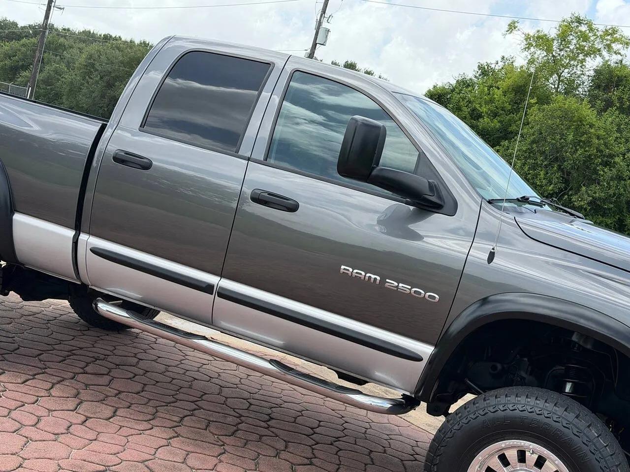2004 Dodge Ram 2500 SLT