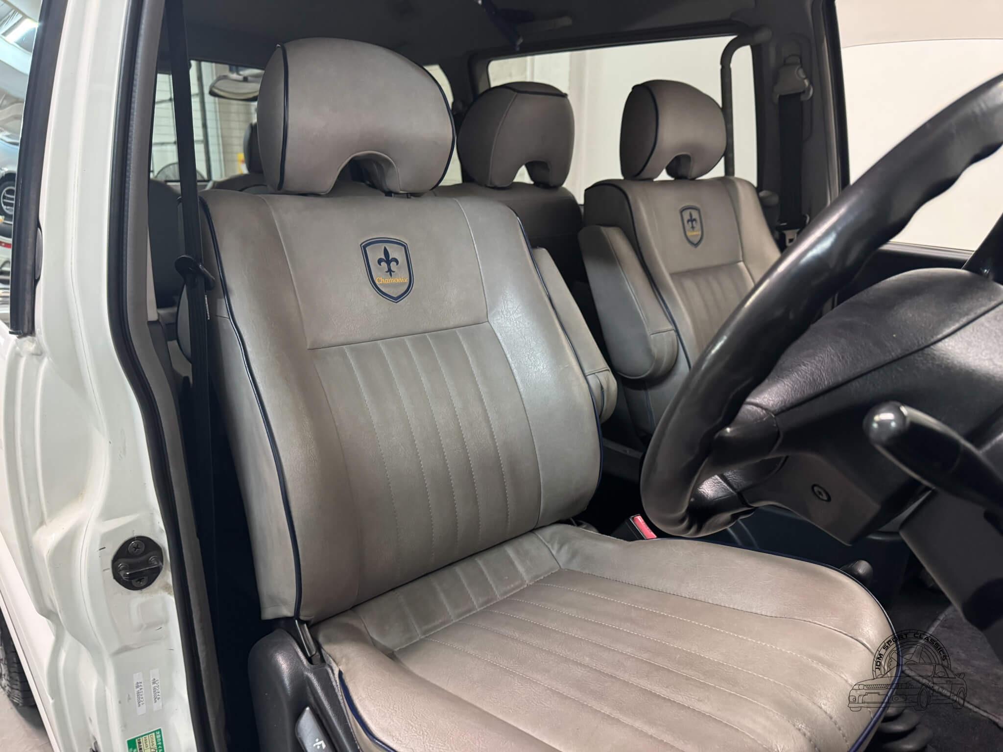 2000 Mitsubishi Delica Space Gear Chamonix