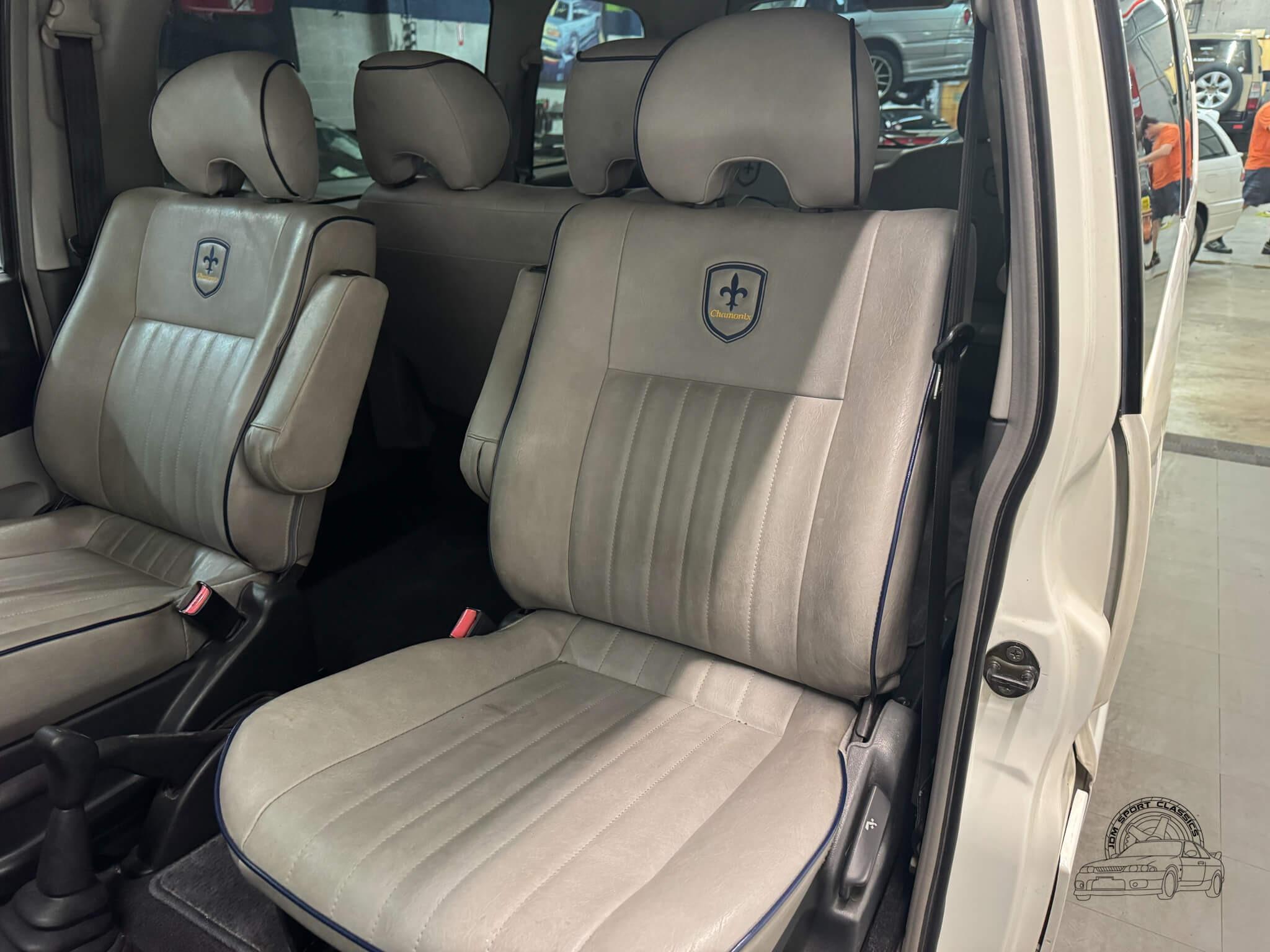 2000 Mitsubishi Delica Space Gear Chamonix