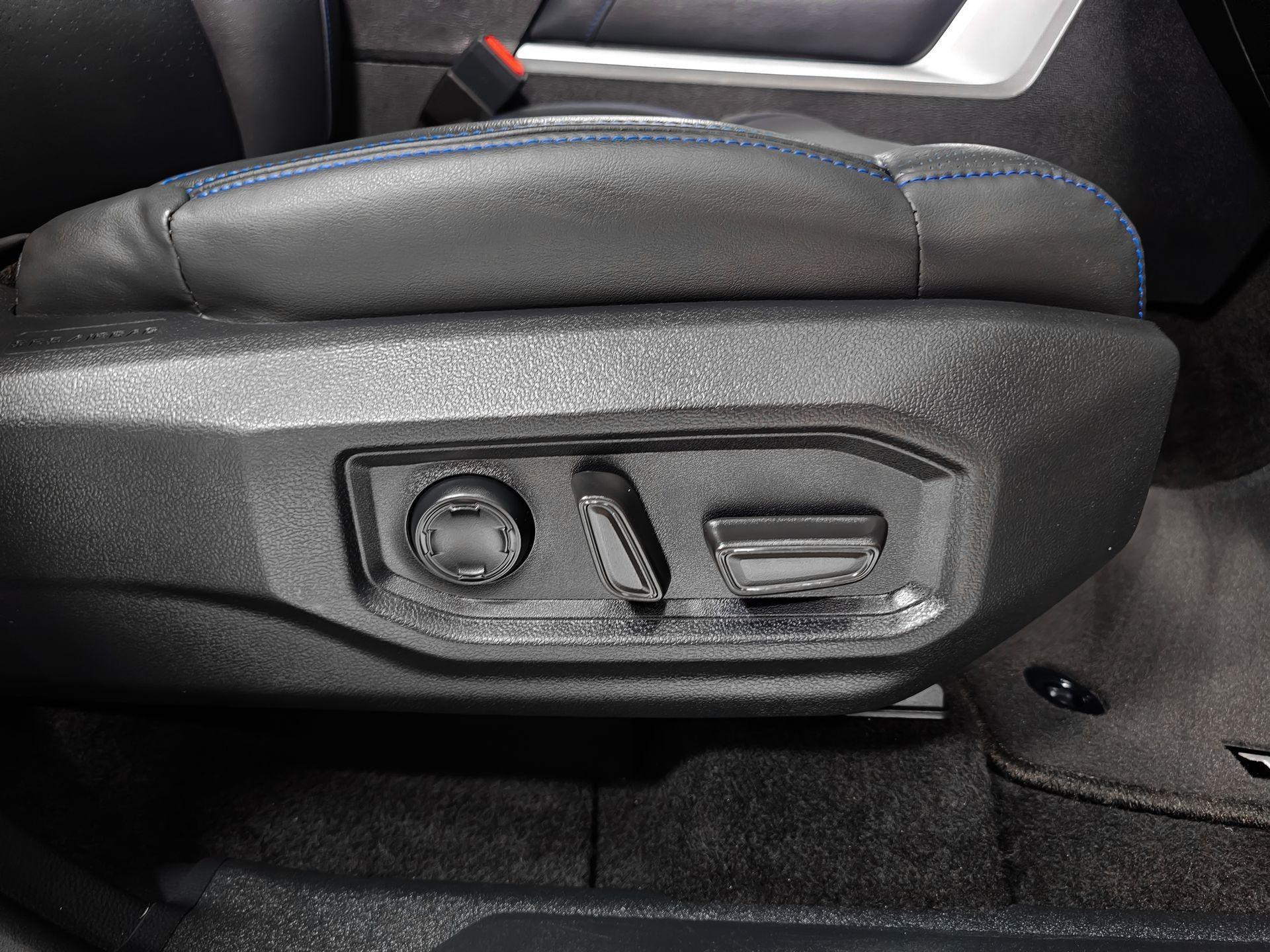 2022 Toyota Tundra Platinum