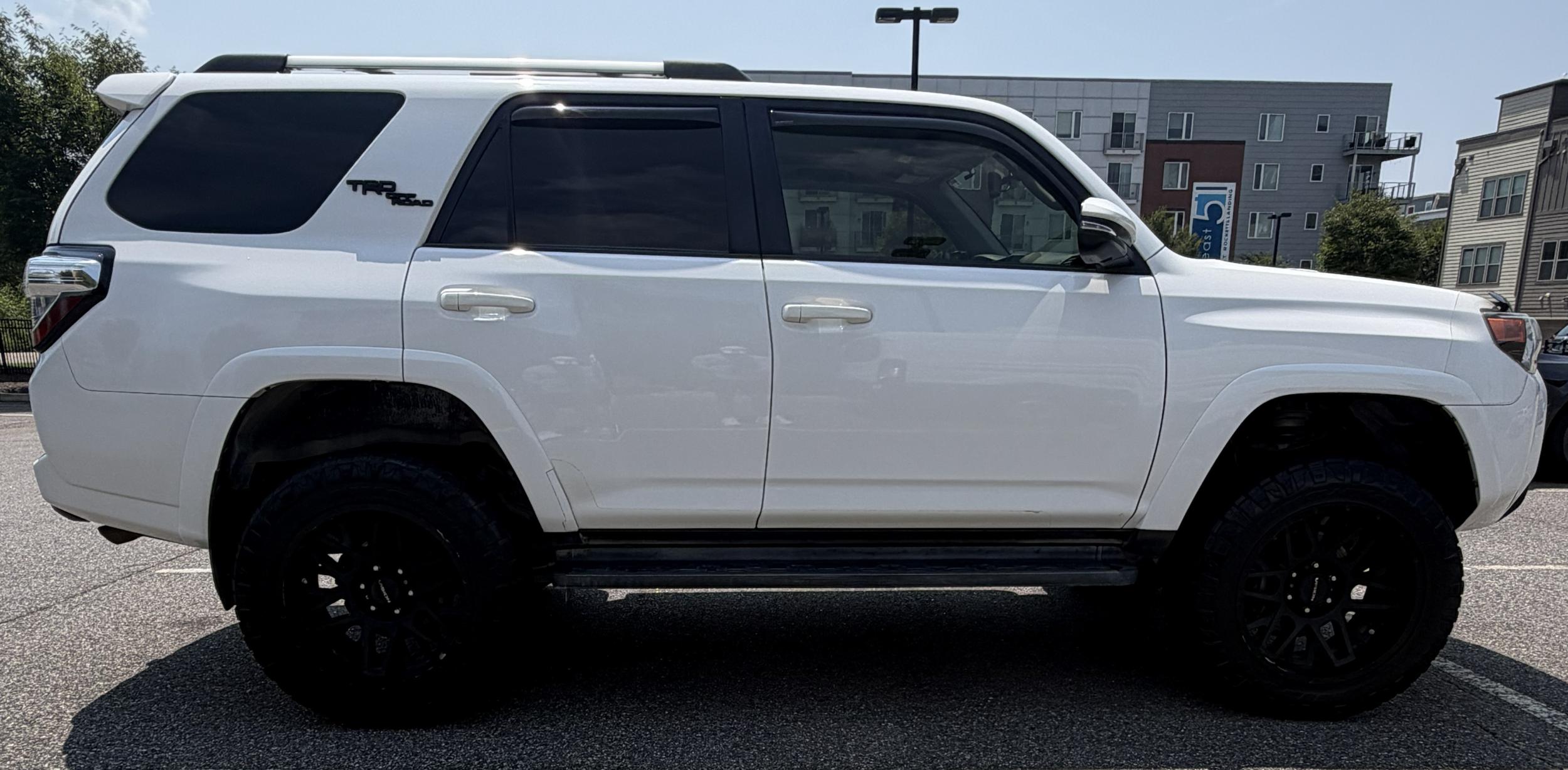 2018 Toyota 4Runner TRD Off-Road Premium - 3