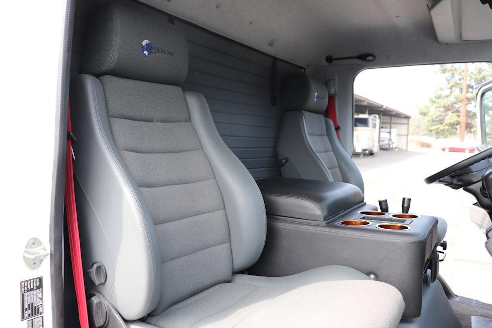 2020 EarthCruiser EXP