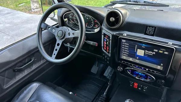 1985 Land Rover Defender 110