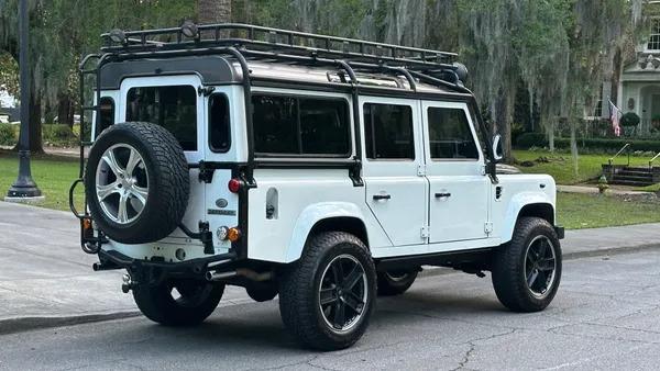 1985 Land Rover Defender 110 - 3