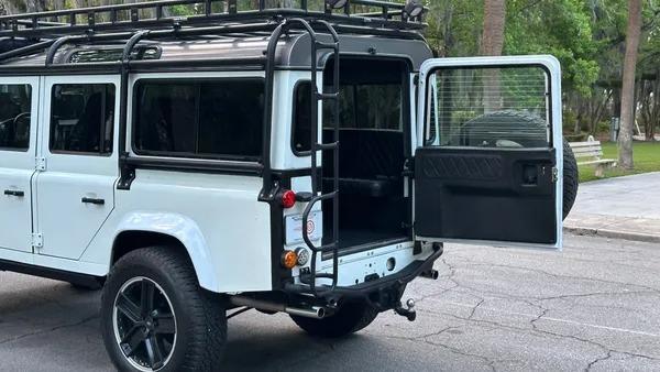 1985 Land Rover Defender 110