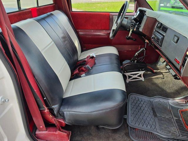 V8-Powered 1991 GMC Sonoma