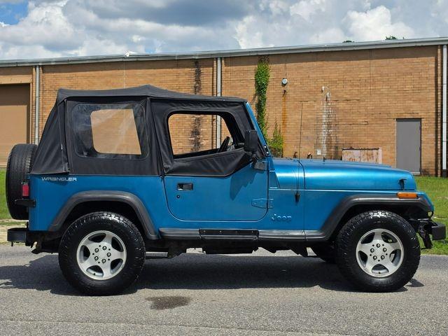 1993 Jeep Wrangler YJ - 2