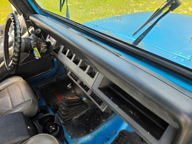 1993 Jeep Wrangler YJ