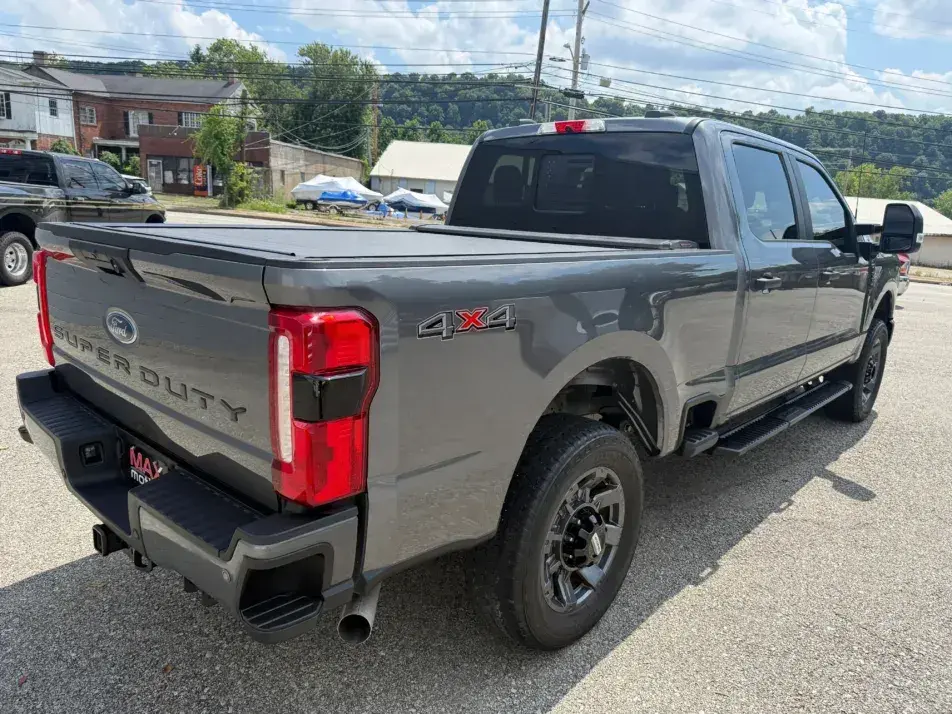 2023 Ford F-250 XL Super Duty Crew Cab