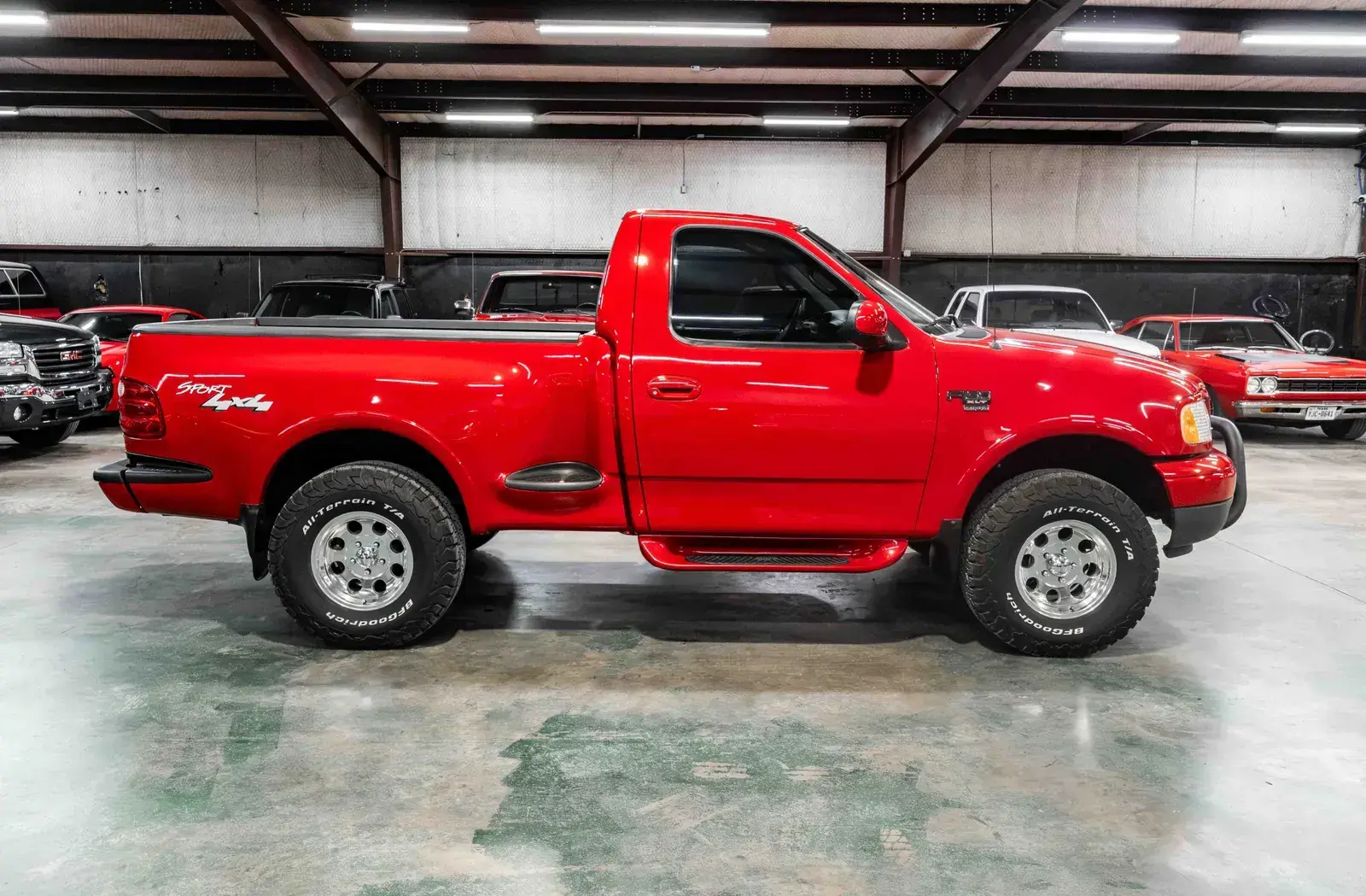2001 Ford F-150 XLT - 2