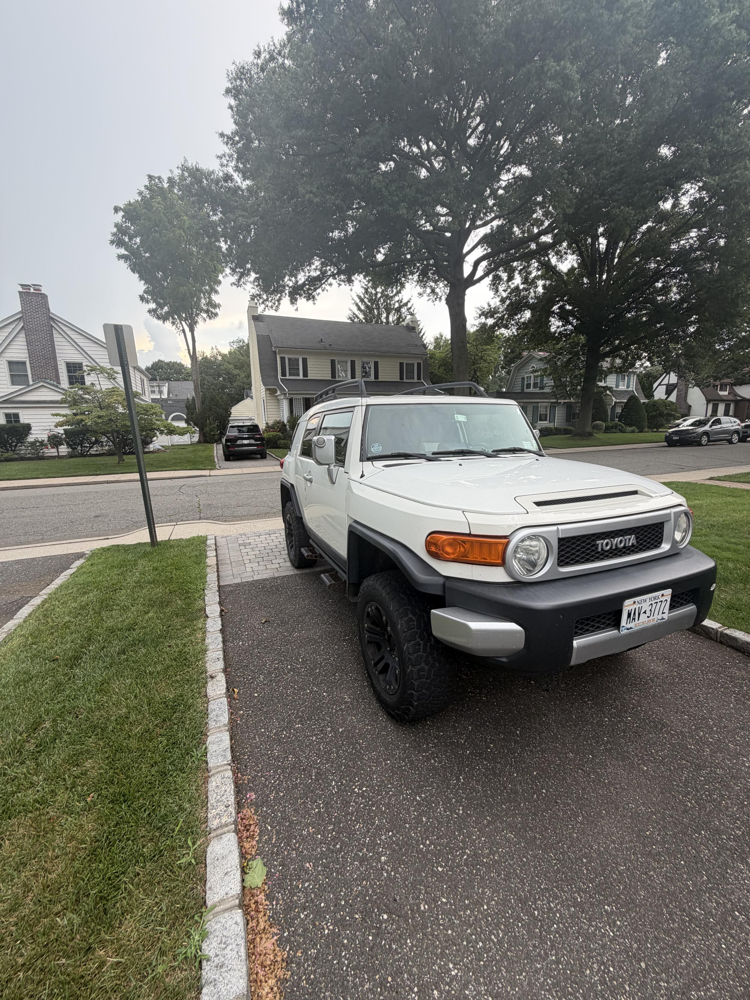 2011 Toyota FJ Cruiser - 3