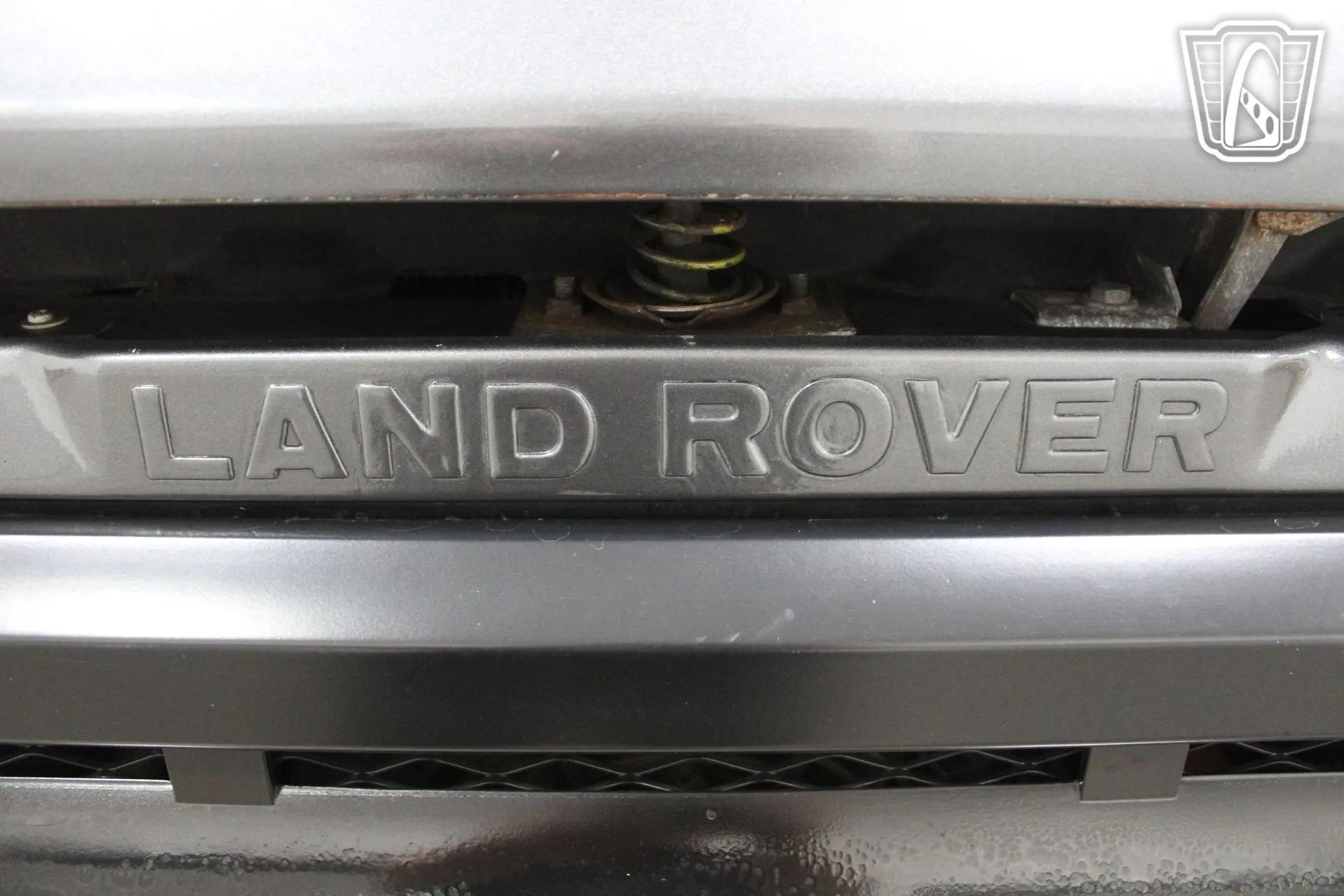 1995 Land Rover Defender 90 NAS