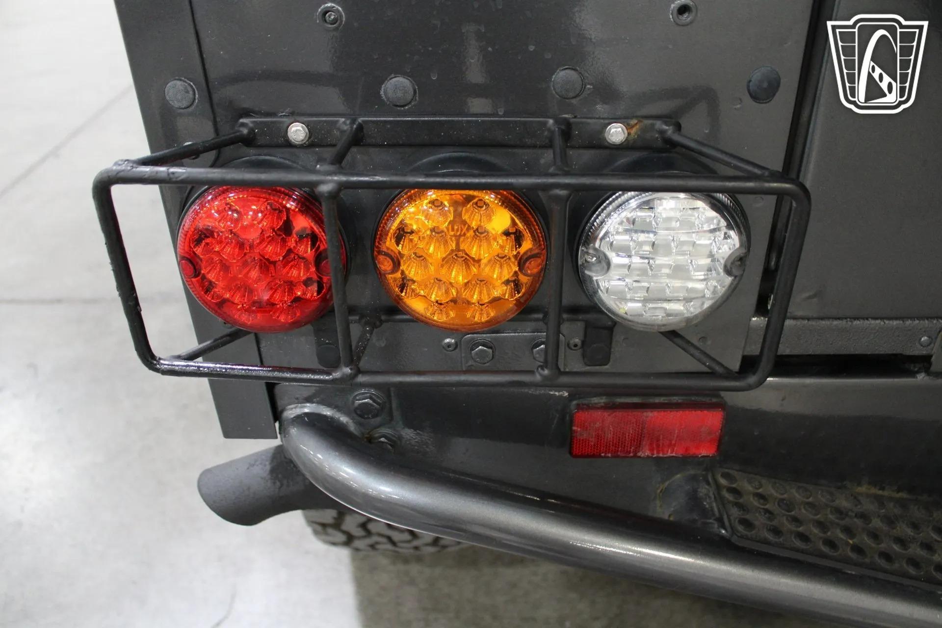 1995 Land Rover Defender 90 NAS