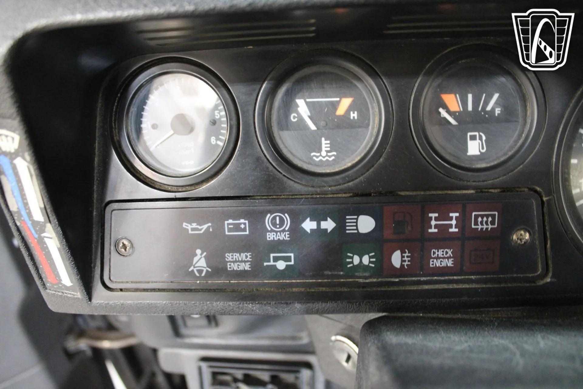 1995 Land Rover Defender 90 NAS