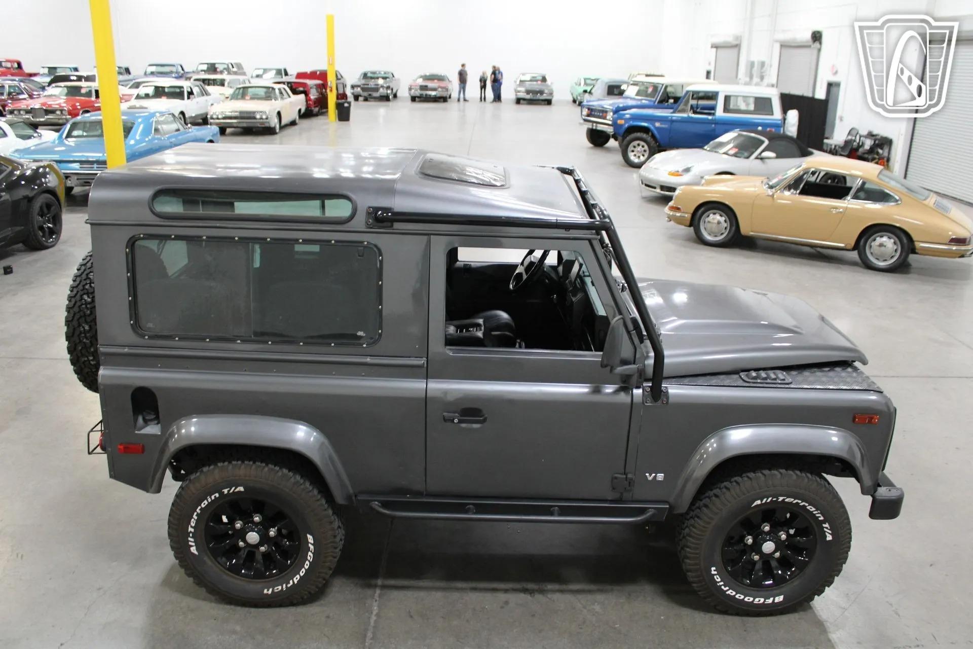 1995 Land Rover Defender 90 NAS - 4