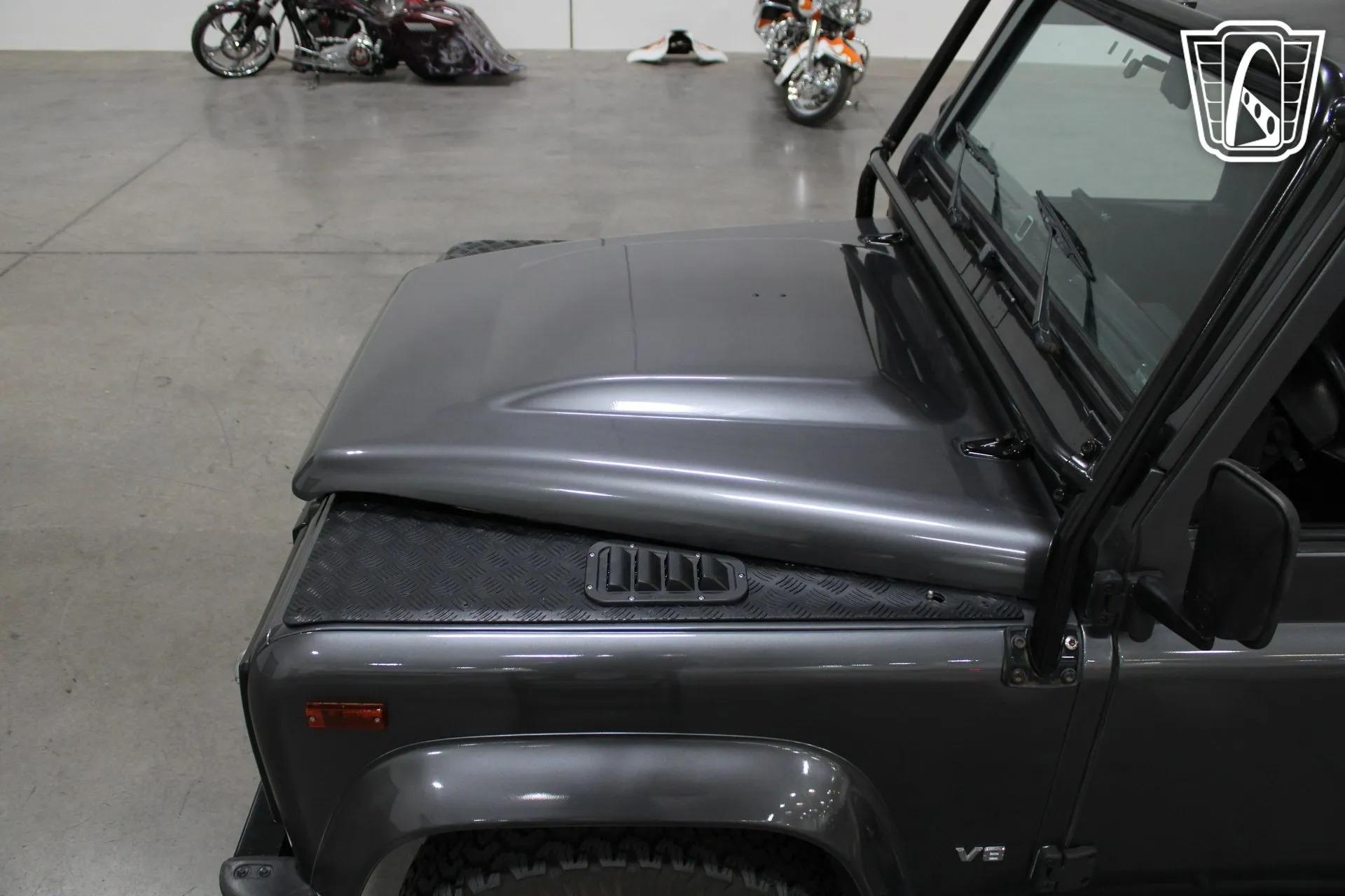 1995 Land Rover Defender 90 NAS
