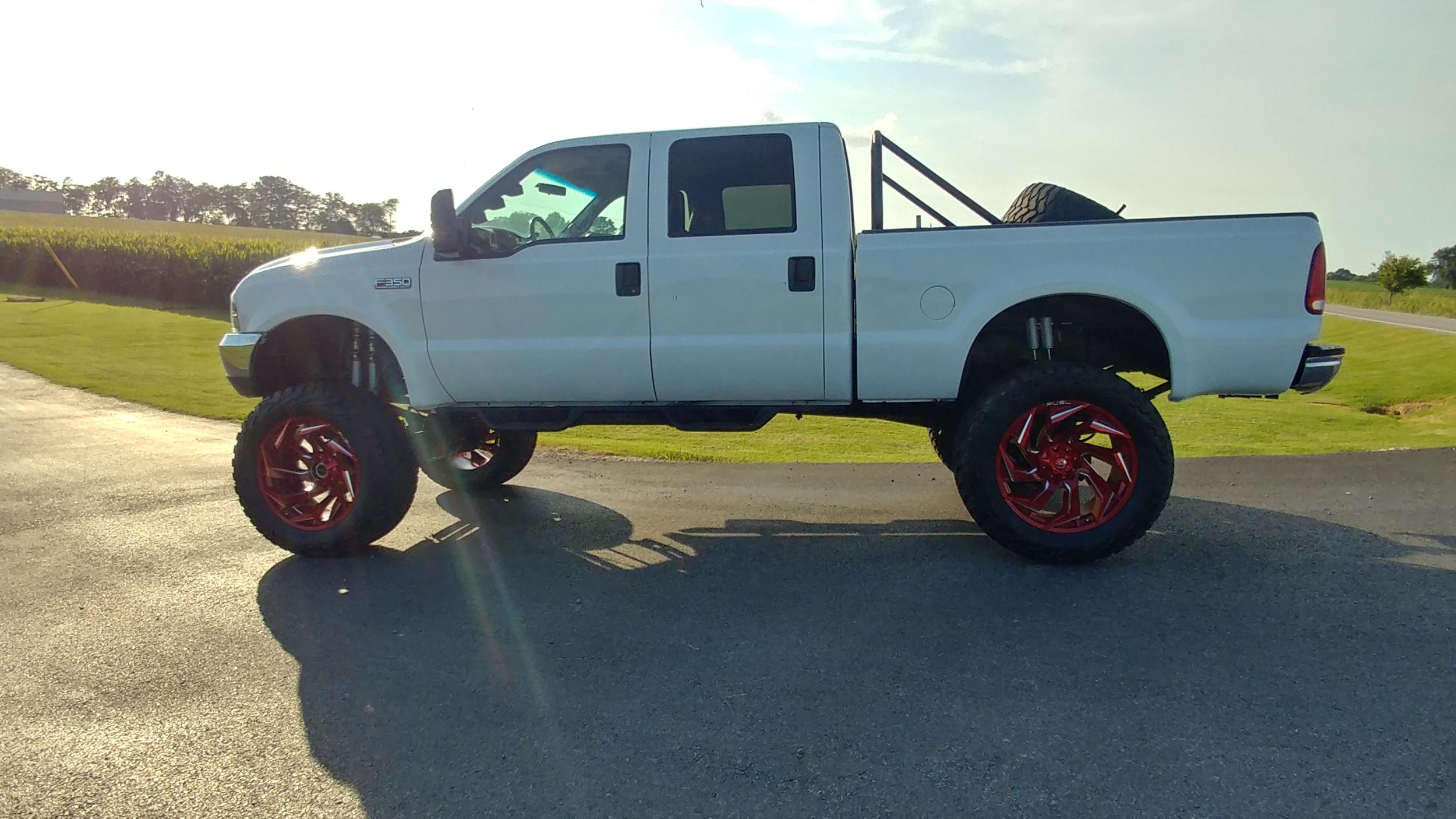 2001 Ford F-350 Lariat Crew Cab - 4