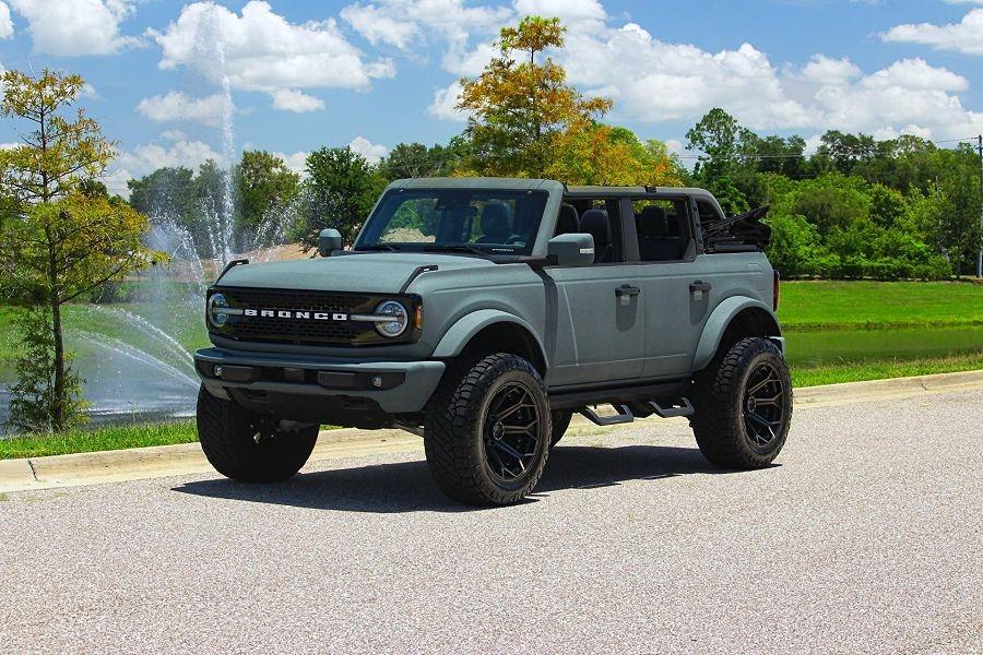  Ford Bronco