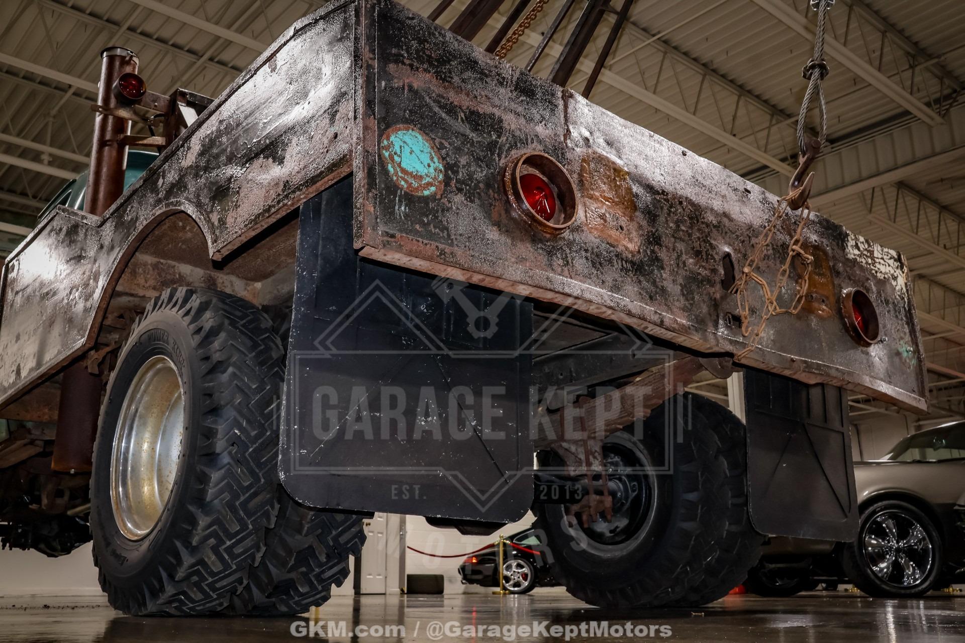 1964 Ford F-350 Tow Truck