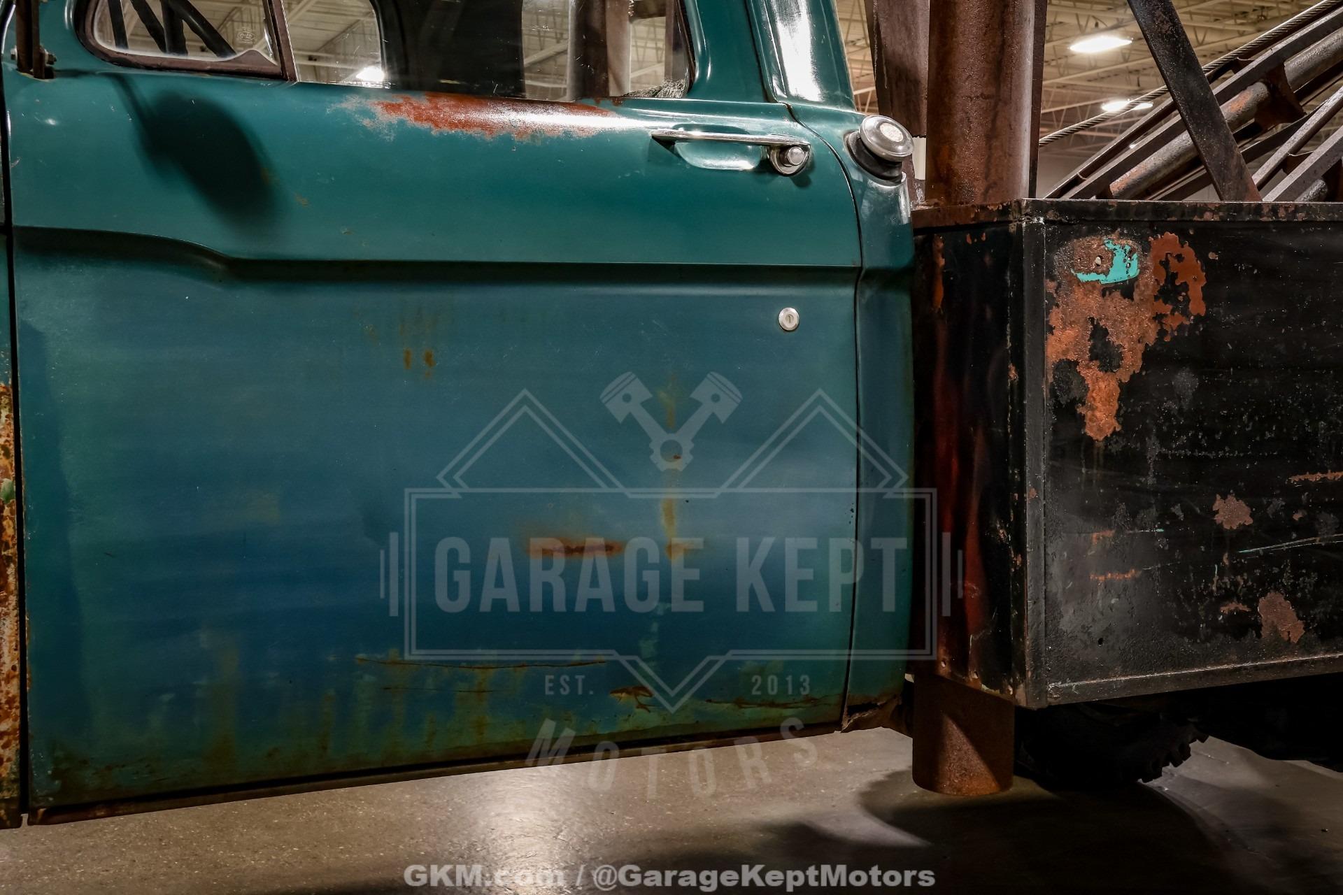 1964 Ford F-350 Tow Truck