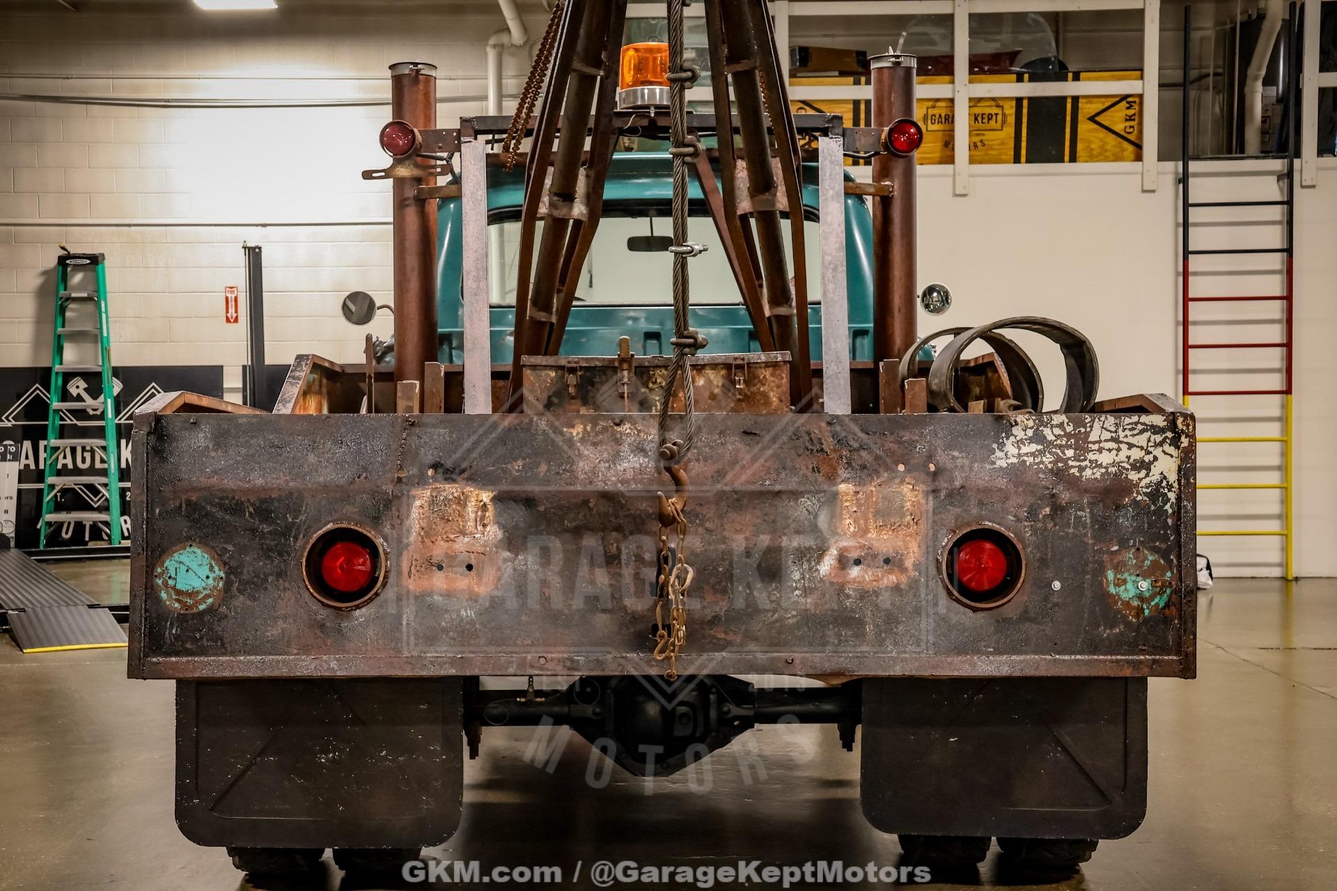 1964 Ford F-350 Tow Truck